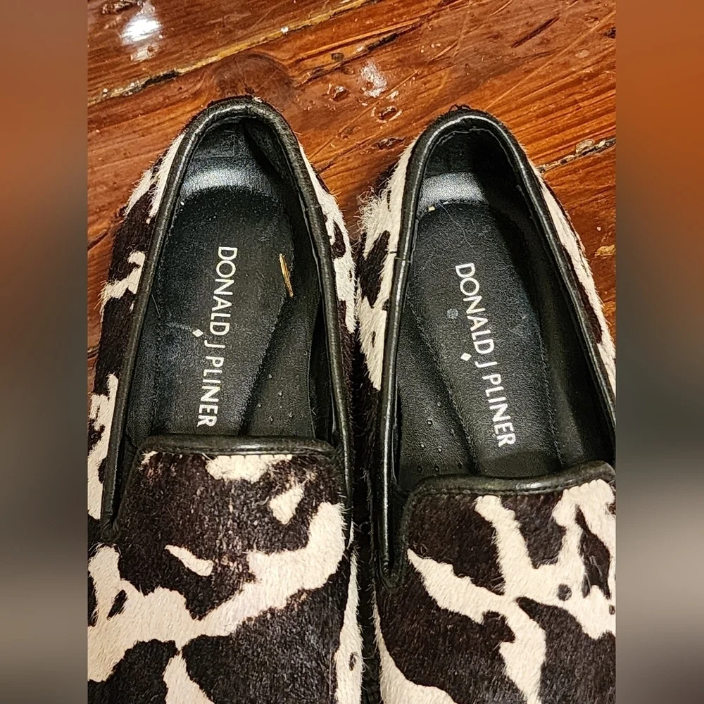 Donald J Pliner Cowhide Calf Hair Platform Slip On Loafers Size 6
